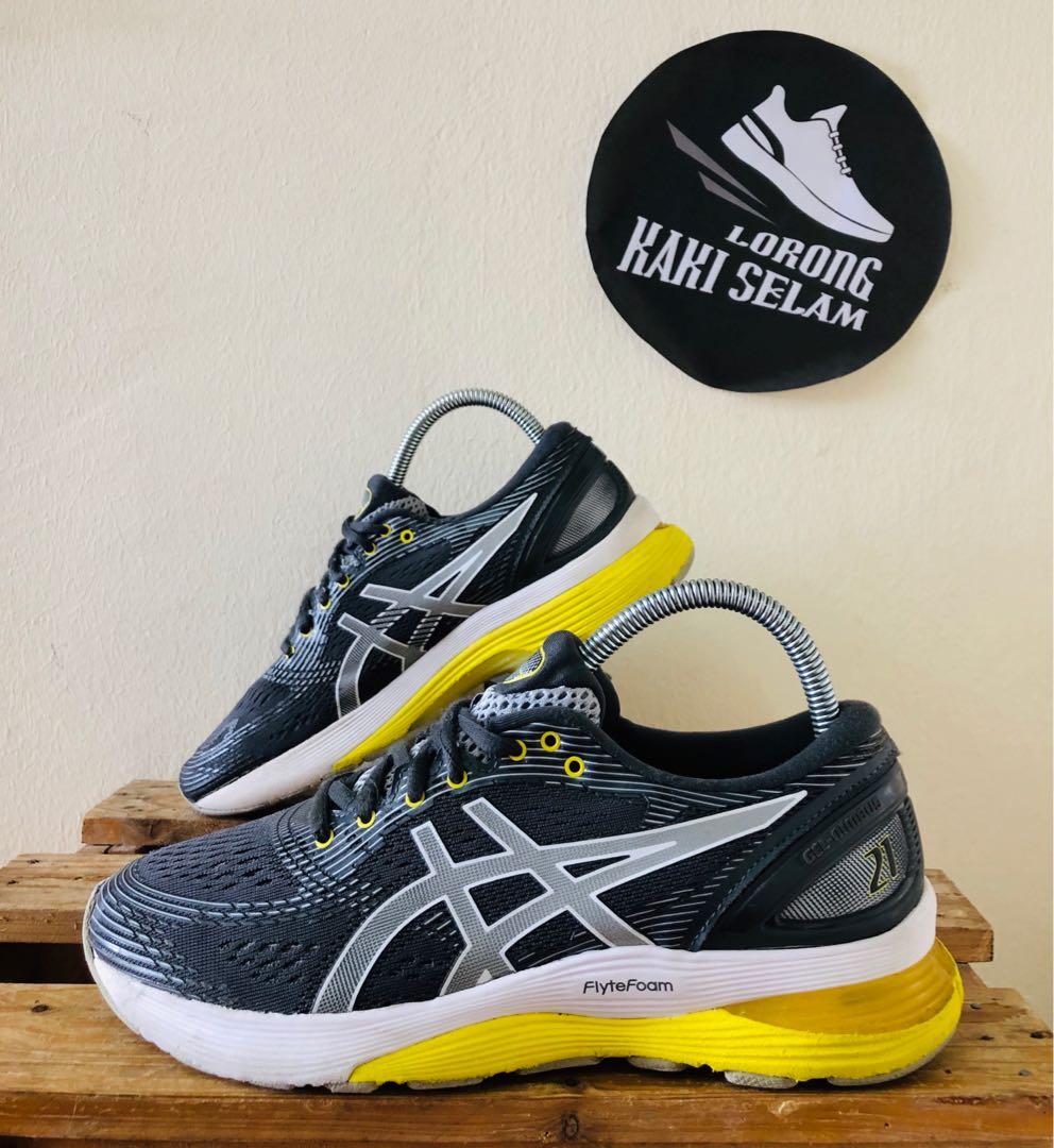 Asics size 6 UK original bundle