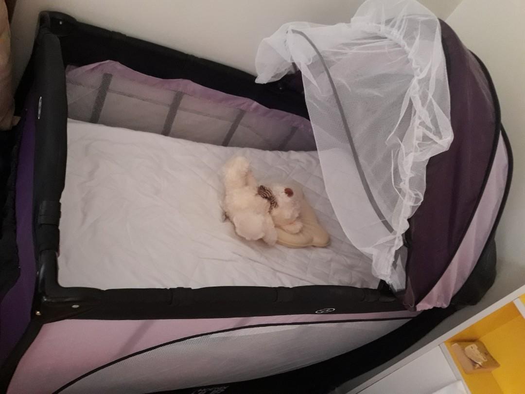 second hand baby bed