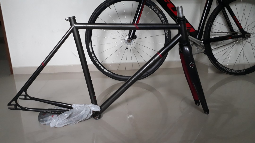 Bombtrack sales needle frameset