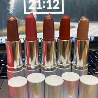 Clinique Dramatically Different Lipstick