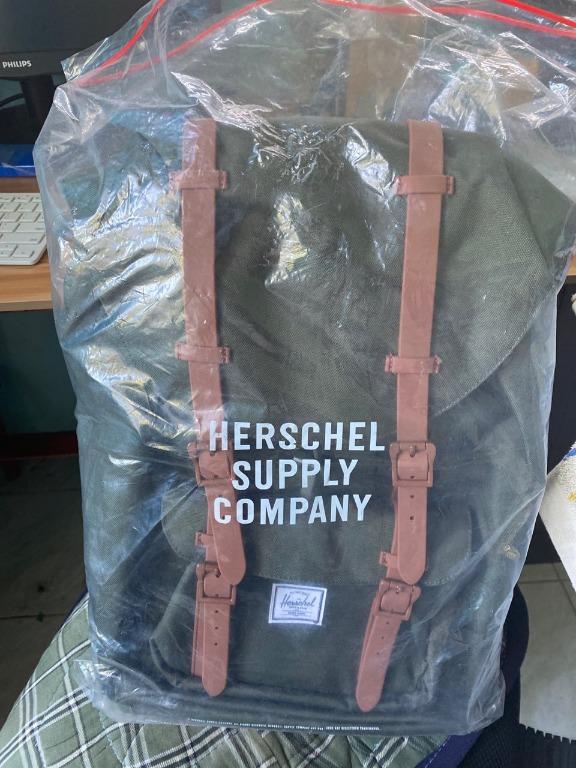 Herschel Little America Mid (Category: Backpacks) located in Manila. Submitted by rayxdaniel (Listing ID 1006324046, Image 1). Description: Brand New Little America Mid RFS : Change of Mind Design Got it from Grind 100% Authentic Brand New Never Used With Tags Thank you..