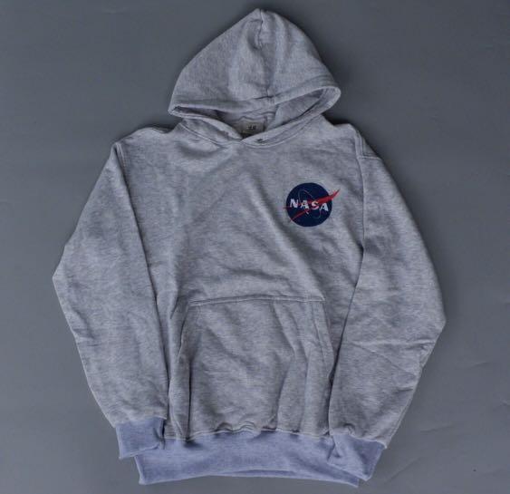 H M NASA LOGO HOODIE IN GREY Fesyen Pria Pakaian Baju Luaran