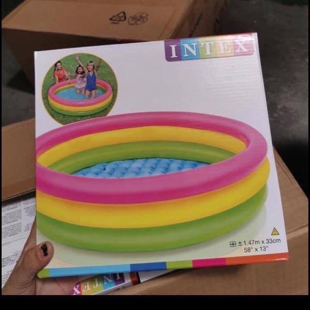 INTEX Inflated pool (Category: Bathtub & Bath Accessories) located in Paranaque City. Submitted by trishapua17 (Listing ID 1006289579, Image 1). Description: Intex Size:1.47m*33cm Brand new.