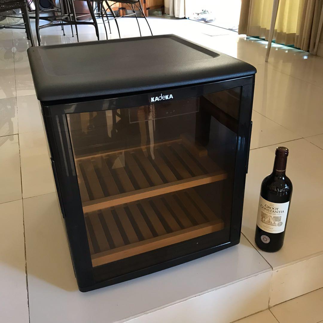 Kadeka Wine Chiller 15bottle, TV & Home Appliances, Kitchen Appliances
