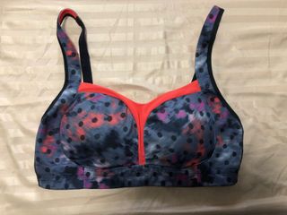 (Category: ) located in . Submitted by nothingtodoyo (Listing ID 1006181527, Image 1). Description: .