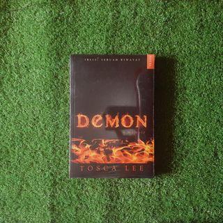 NEW! Demon a Memoir by Tosca Lee - Novel Terjemahan