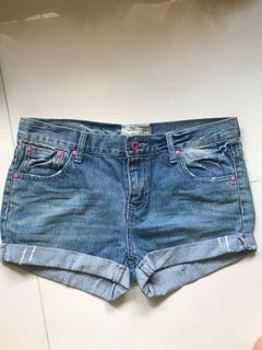 (Category: ) located in . Submitted by blindwillows (Listing ID 1006218219, Image 1). Description: .