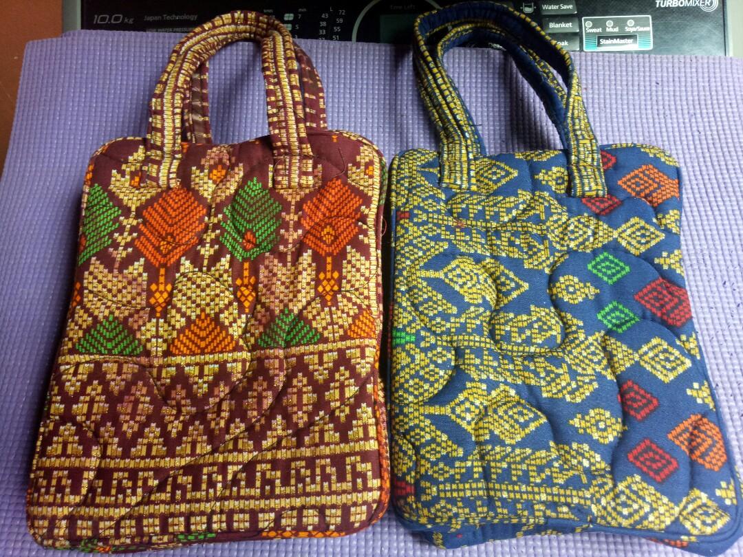 prelove utility batik bag (Category: Cross-body Bags) located in Quezon City. Submitted by iralucero (Listing ID 1006205707, Image 1). Description: price for the 2 utility bag.