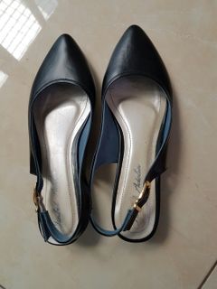 (Kategori: ) berada di . Dikirim oleh dancinghippos (ID iklan 1006235653, Gambar 1). Deskripsi: .