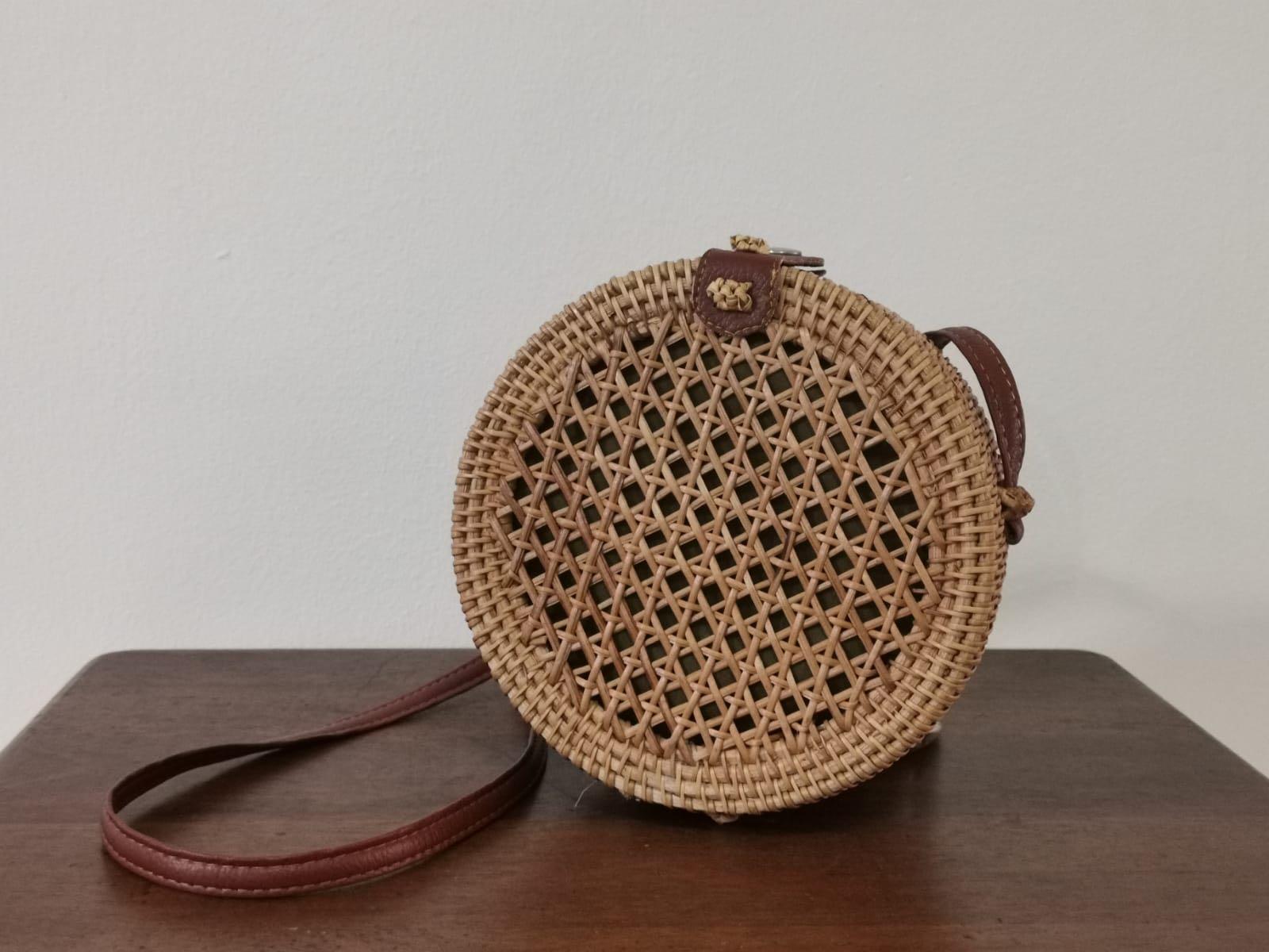 round woven bag
