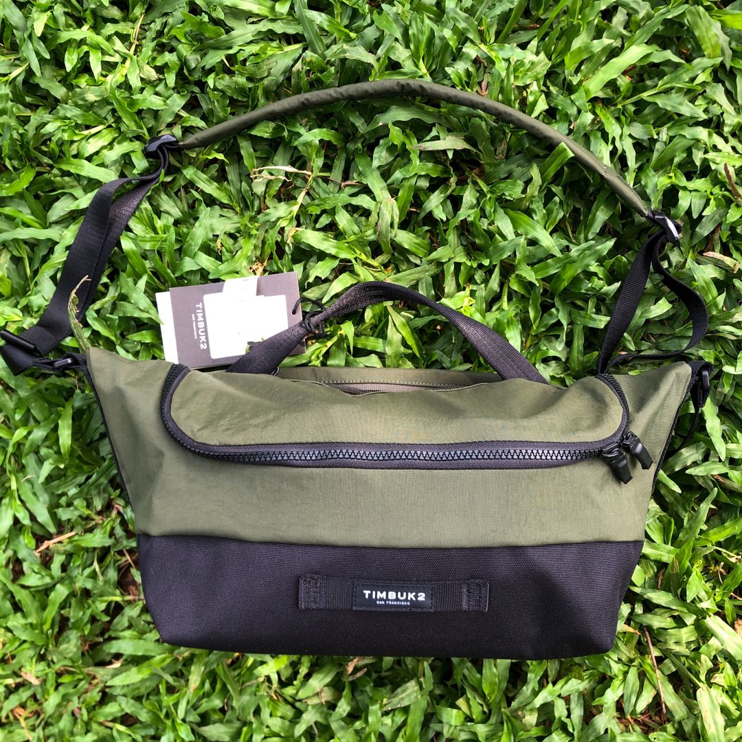 Camera sling bag timbuk2 on sale