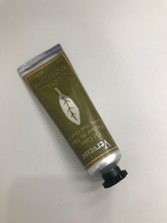 由 missiris (刊登 ID 1006395536，圖片 1) 提交，位於 的 (類別：)，說明：。