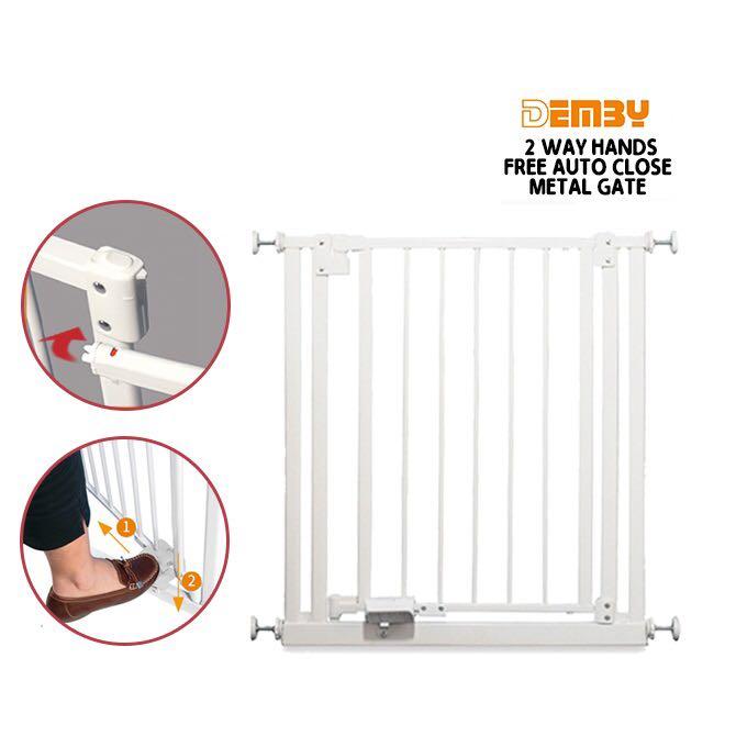 hands free baby gate