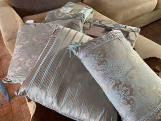 (Category: ) located in . Submitted by snuggleshop (Listing ID 1006410060, Image 1). Description: .