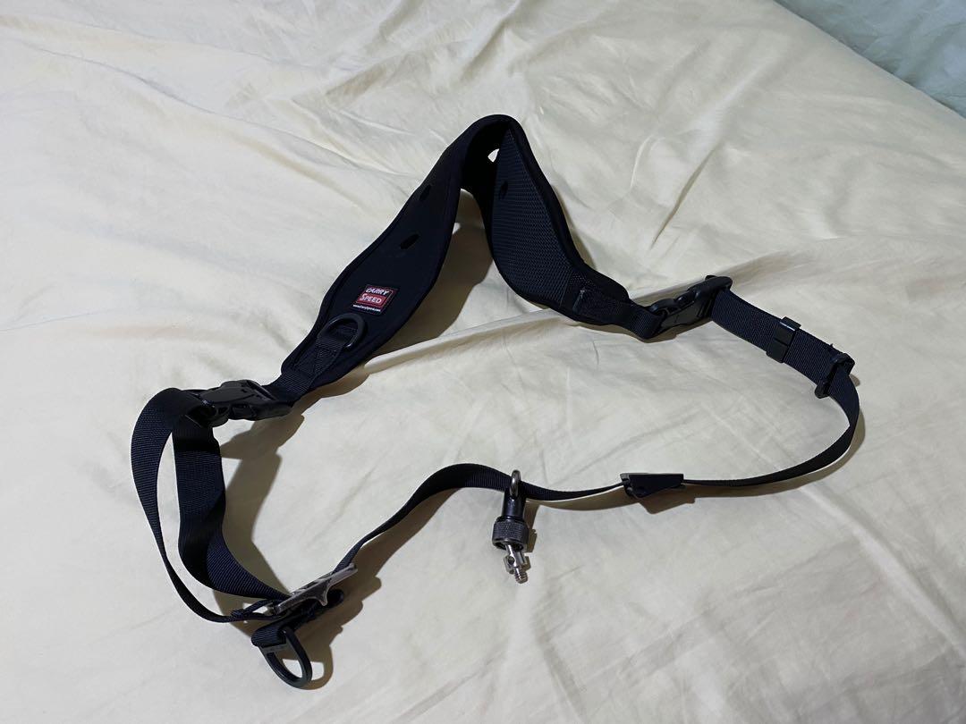Carry Speed Strap with Ball Head Mount (Category: Other Photography Accessories) located in San Juan City. Submitted by mnatividad (Listing ID 1006487936, Image 1). Description: Carry Speed Camera Strap -Not sure on the strap size but it is not the slim version -Can be used for Canon, Nikon, Sony, Fujifilm, Pentax, Olympus RFS: Not using anymore Open for barter/swap/trade .
