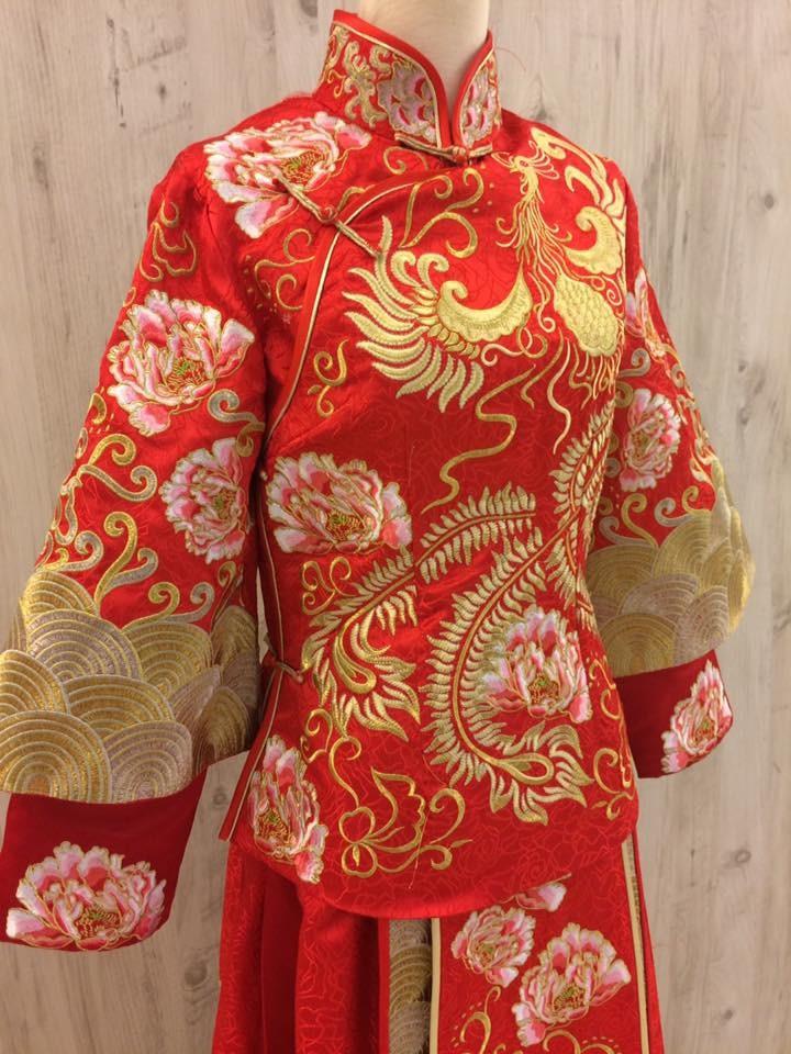 Chinese Wedding Dress Women S Fashion Bridal Wear On Carousell