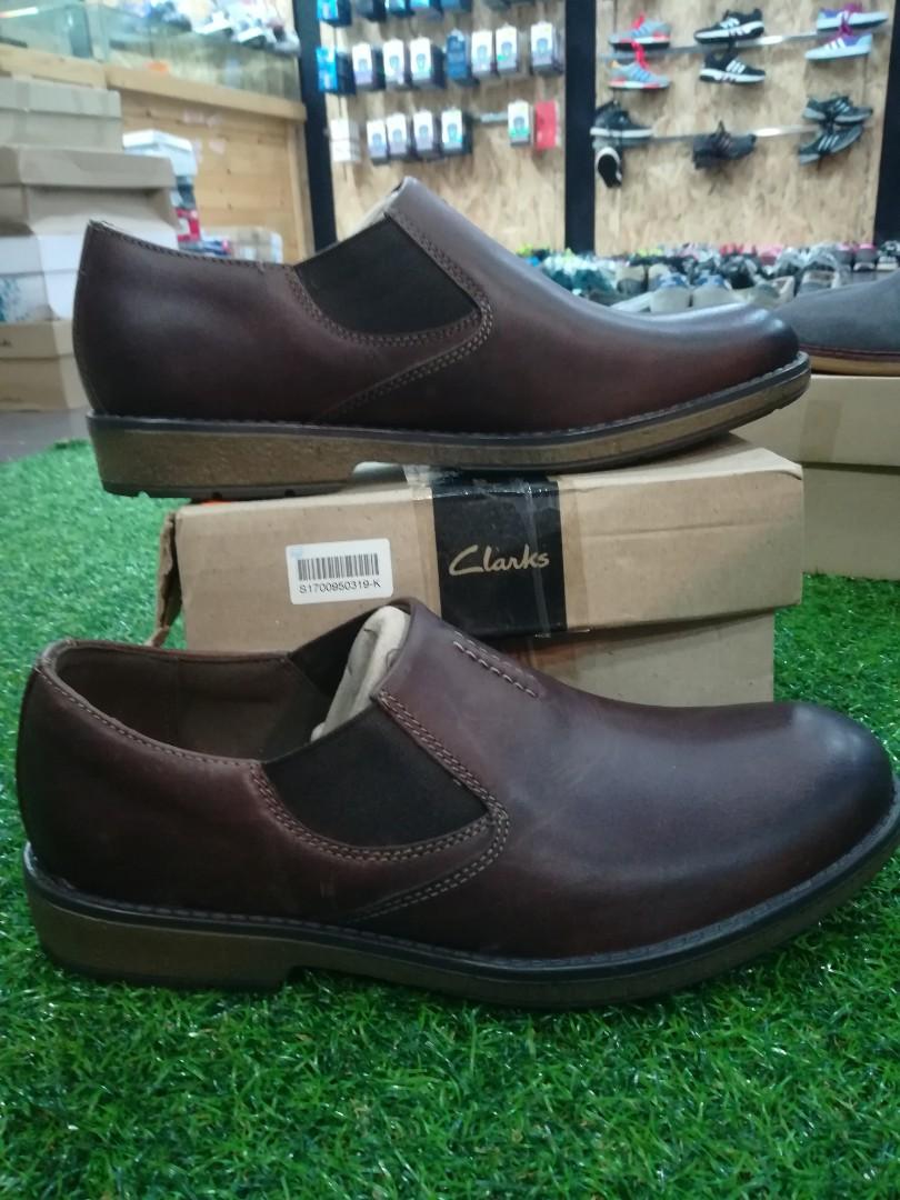 Clarks Hinman Step Men s Fashion Footwear Dress shoes on Carousell