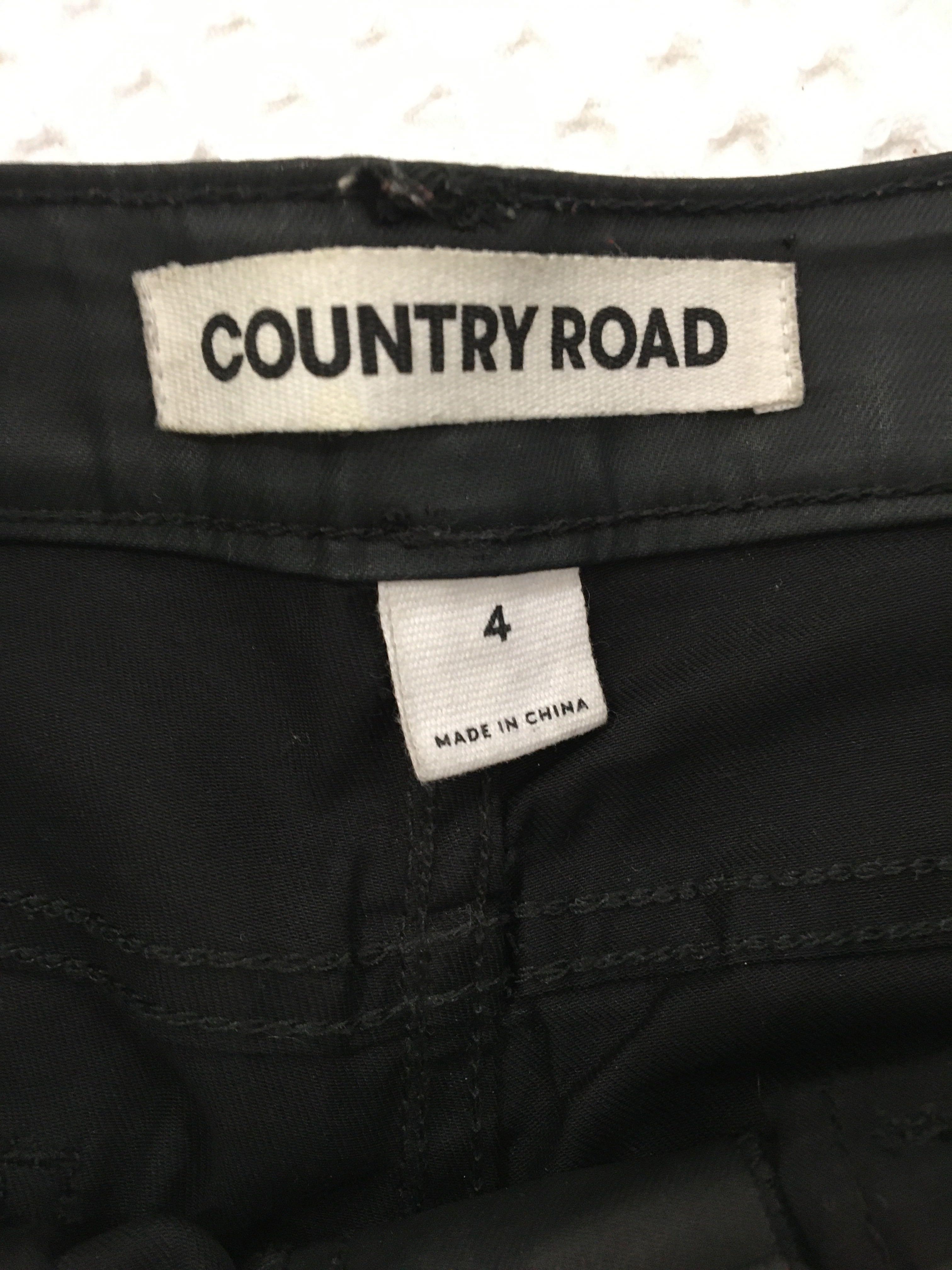 Country road coated jegging top