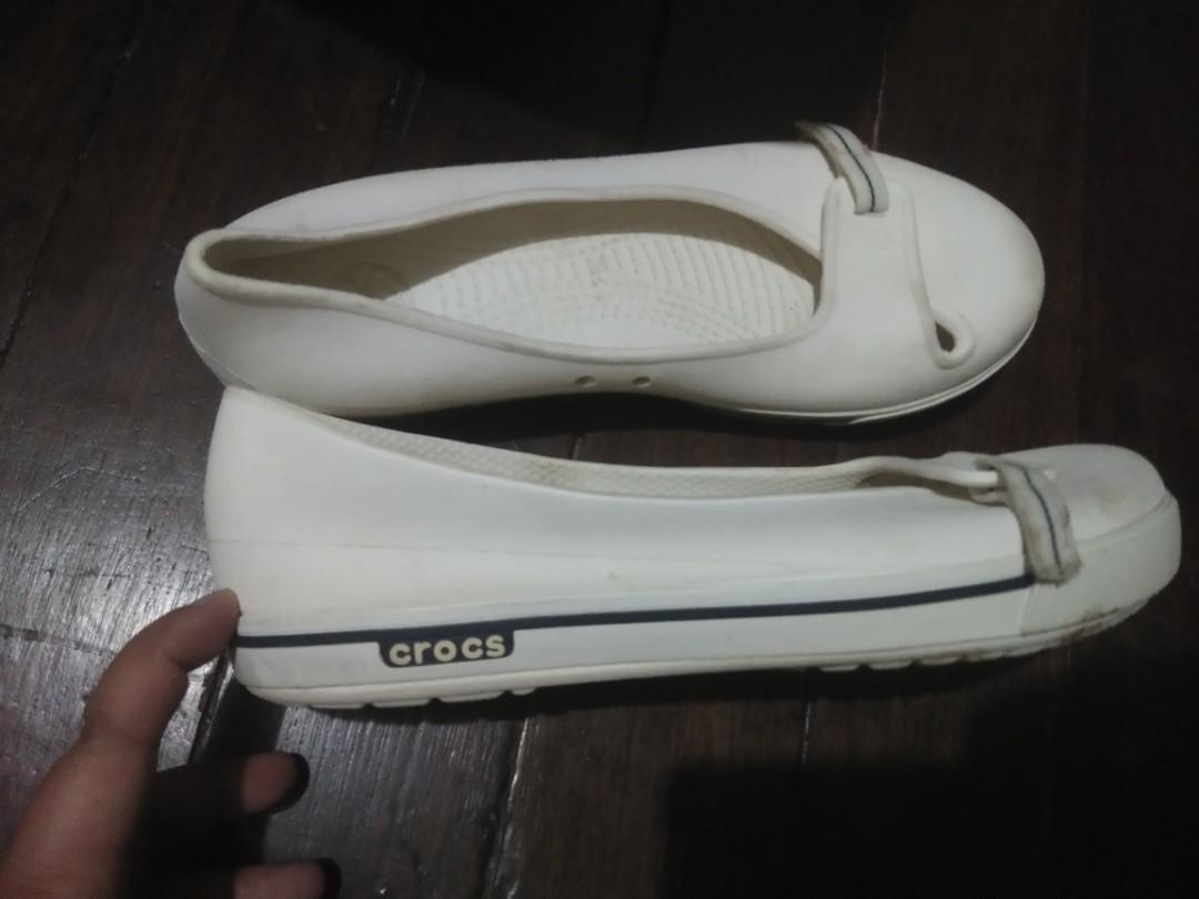 crocs size 8