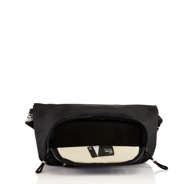Crumpler stash sling best sale