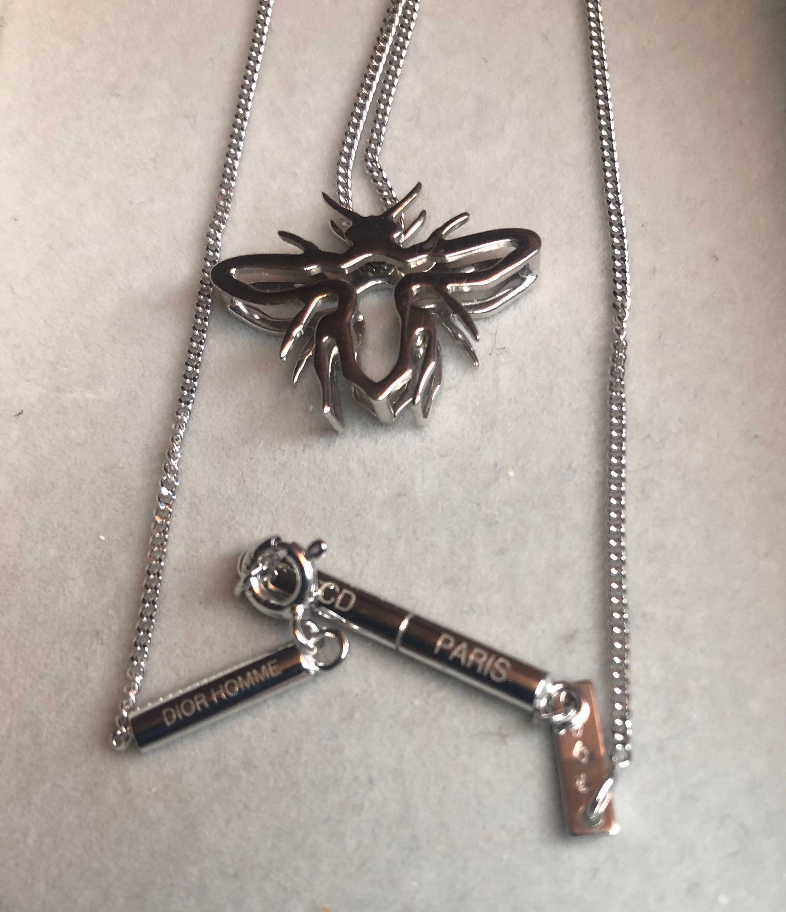 Dior homme on sale bee necklace