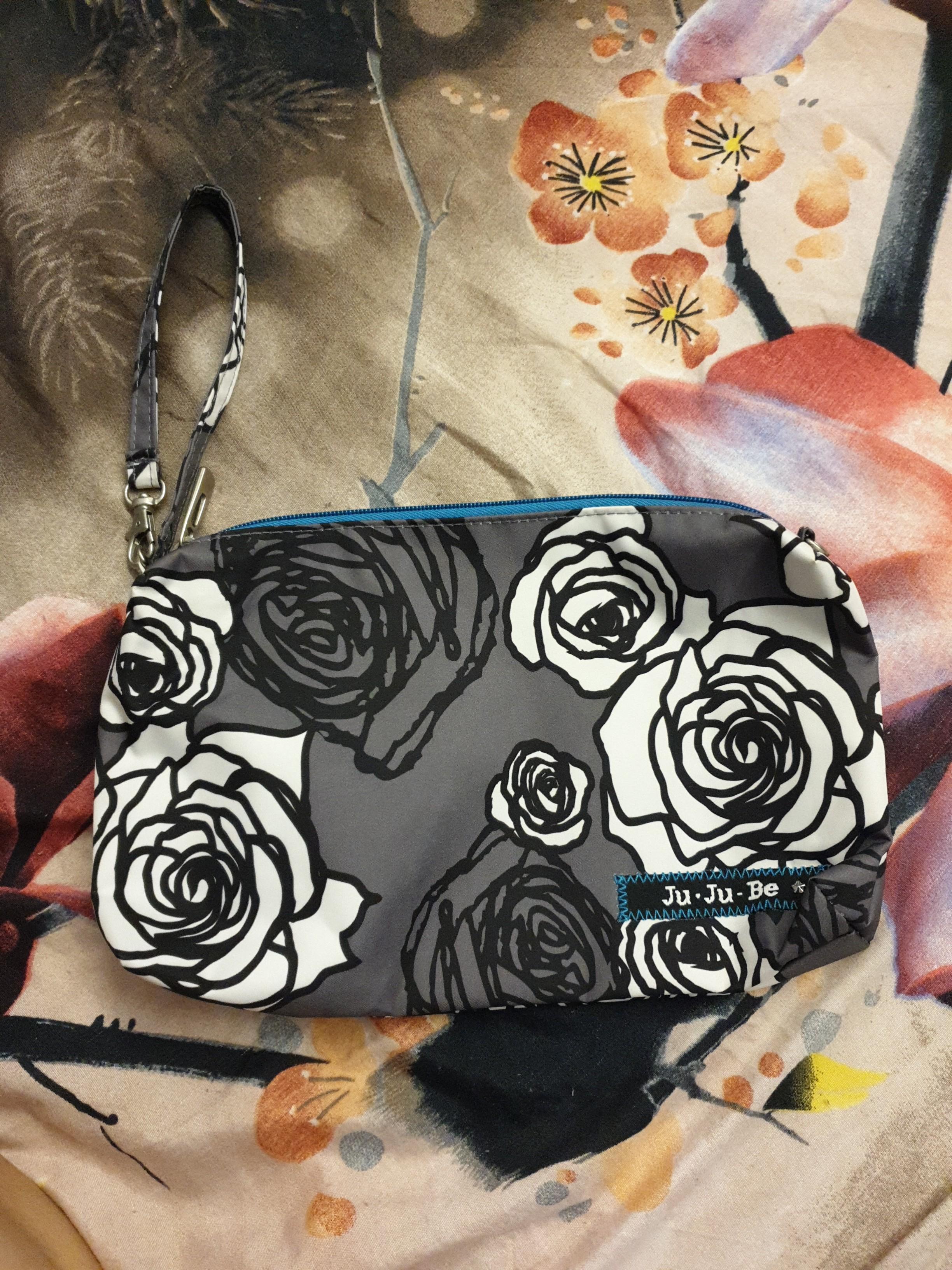 Jujube online charcoal roses