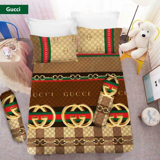 Gucci Design Bedding Bedsheet Set Classic (5 IN 1), Furniture & Home
