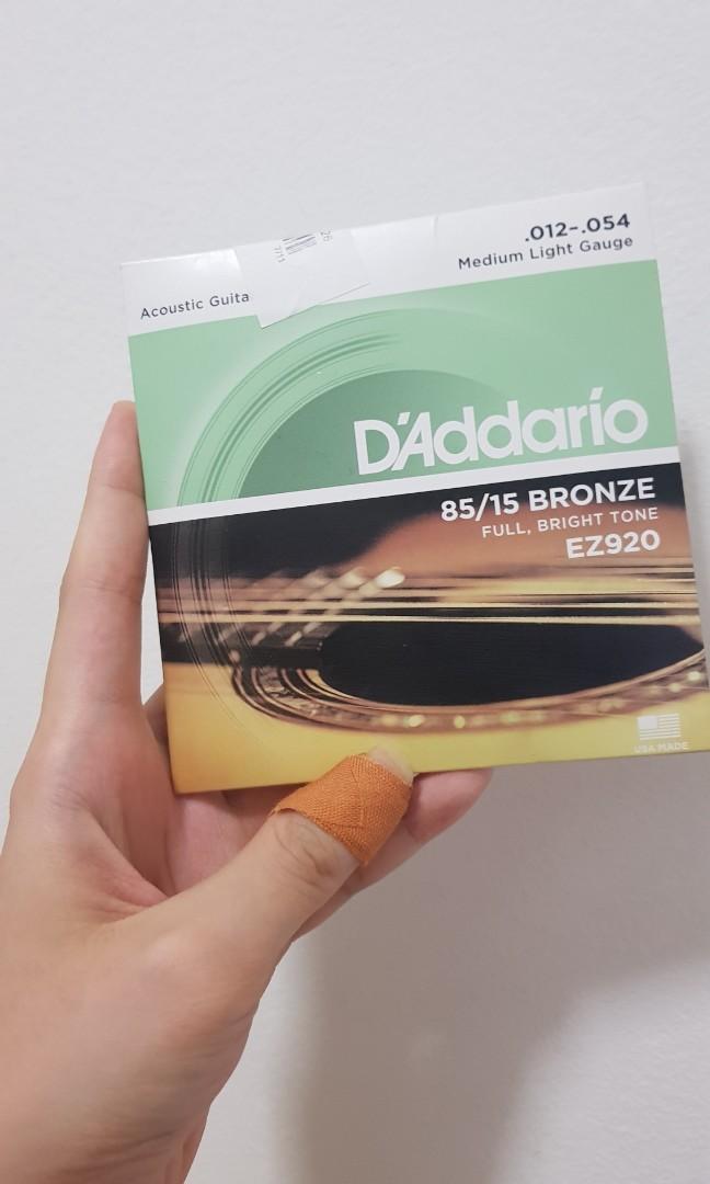 Guitar String (Category: Music Accessories) located in Singapore. Submitted by amberr12 (Listing ID 1006501484, Image 1). Description: Whole New Acoustic Guitar String.
