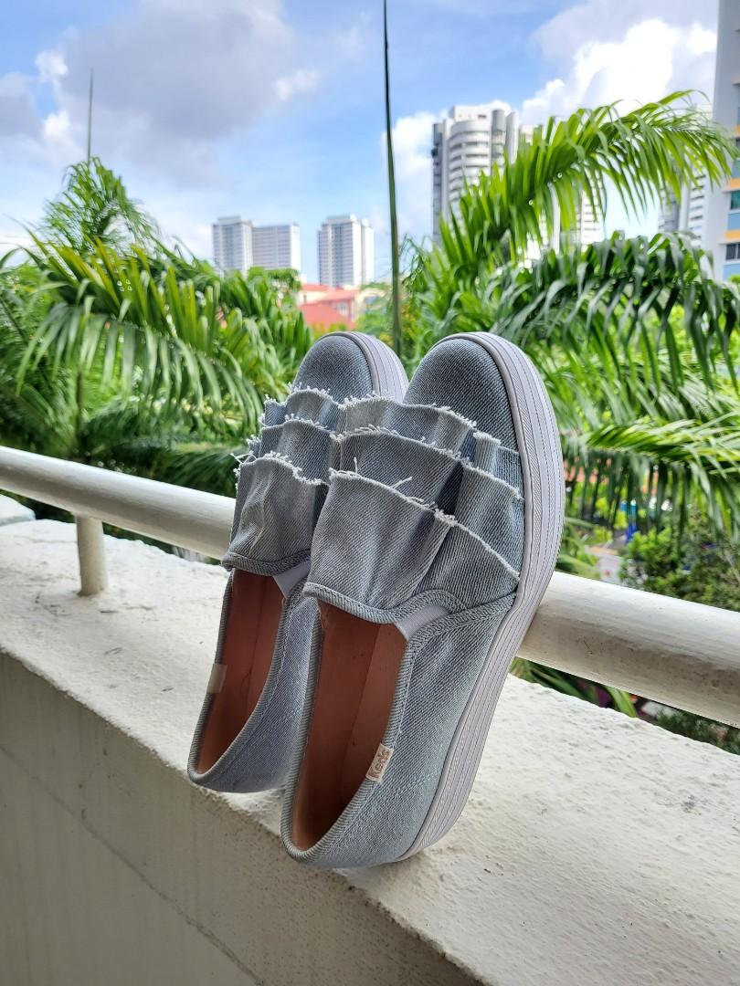 Keds triple sales ruffle denim