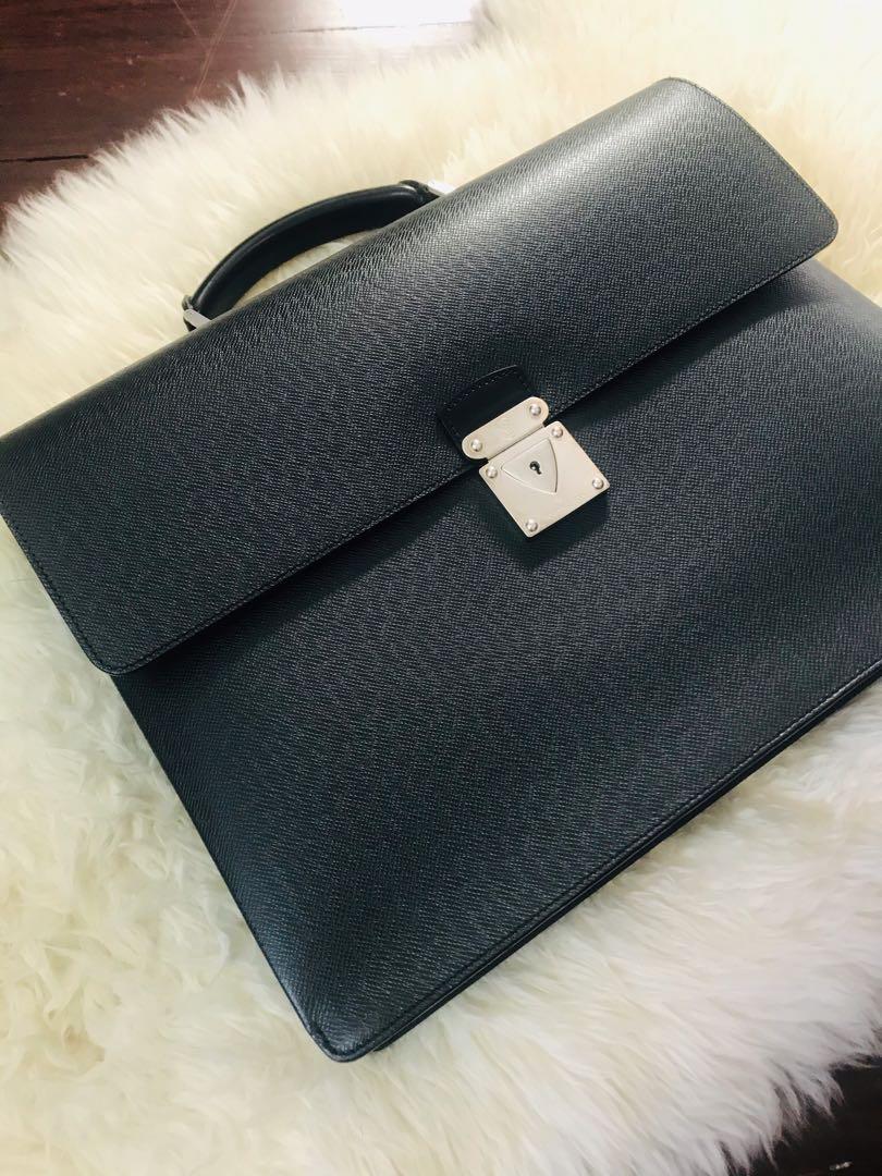 louis vuitton taiga briefcase