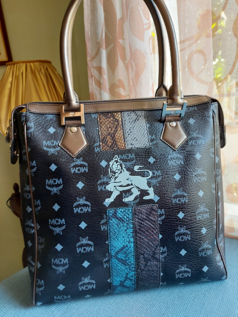Mcm document bag store
