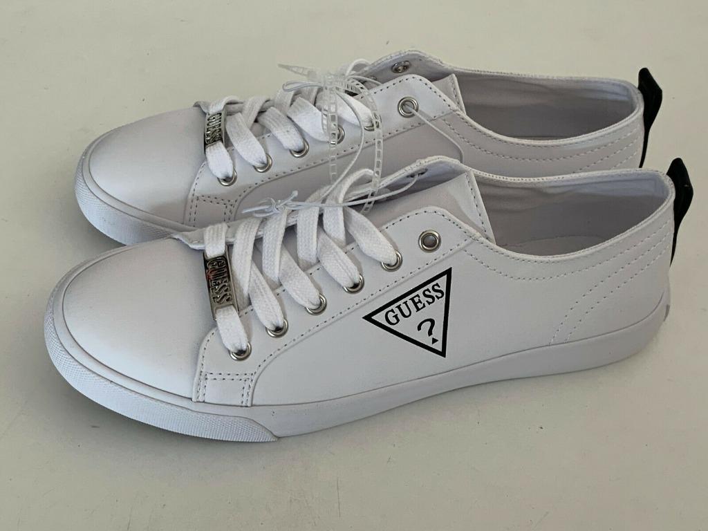 guess shoes black and white