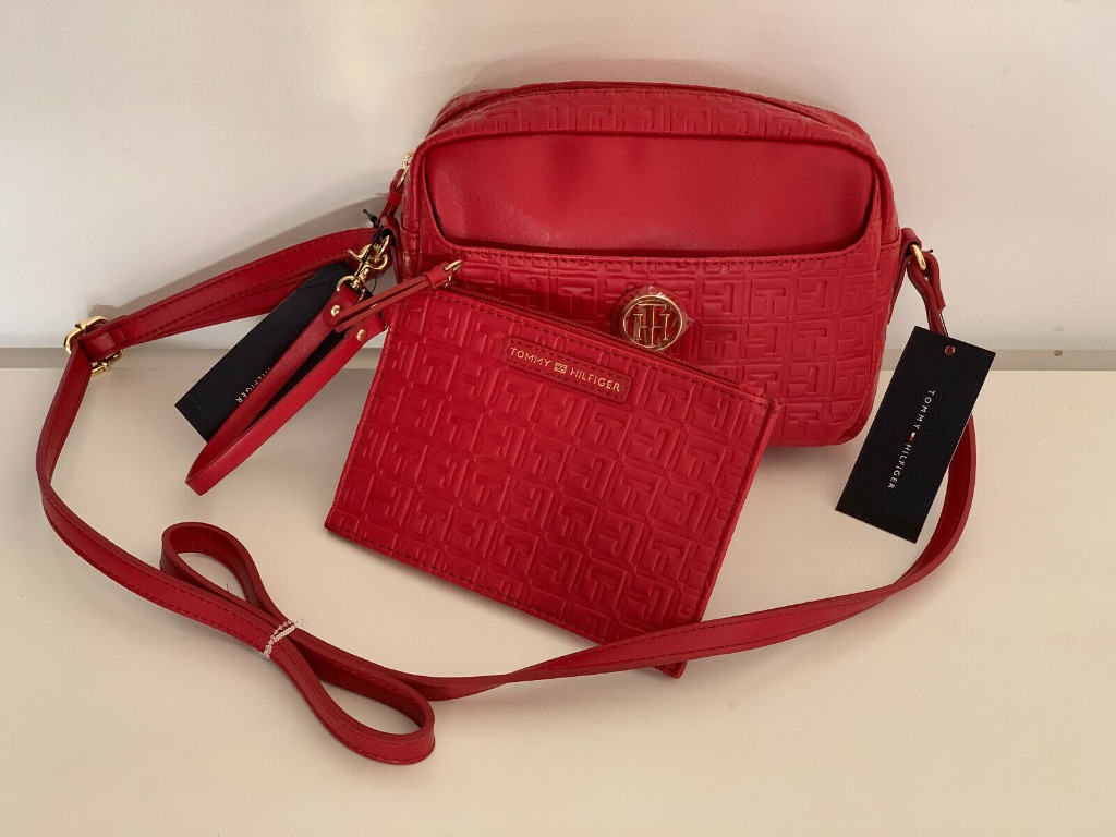 TOMMY HILFIGER RED LEATHER CROSSBODY 