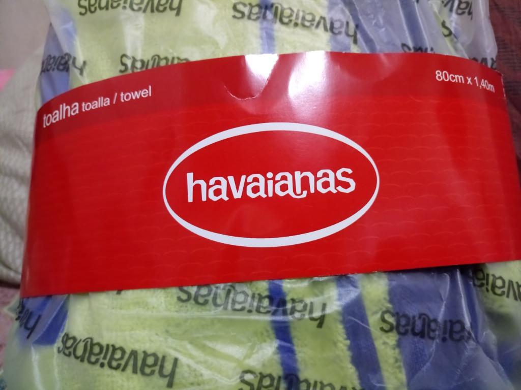 HAVAIANAS Beach towel original (Category: Bath) located in Makati City. Submitted by redsox16 (Listing ID 1006587855, Image 3). Description: 💯 % Original and brand new Beach towel *80cm by 140cm, malaki po, maganda *Wala po sa mall at sa on line *Complete your beach trip with this summer ready " LESS MONDAYS, MORE SUMMER " beach towel. Made from terrycloth. .