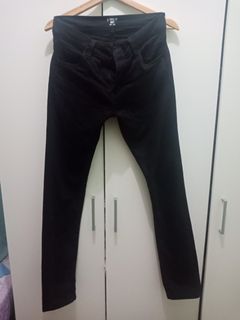 (Category: ) located in . Submitted by aizatmnf (Listing ID 1006439818, Image 1). Description: .