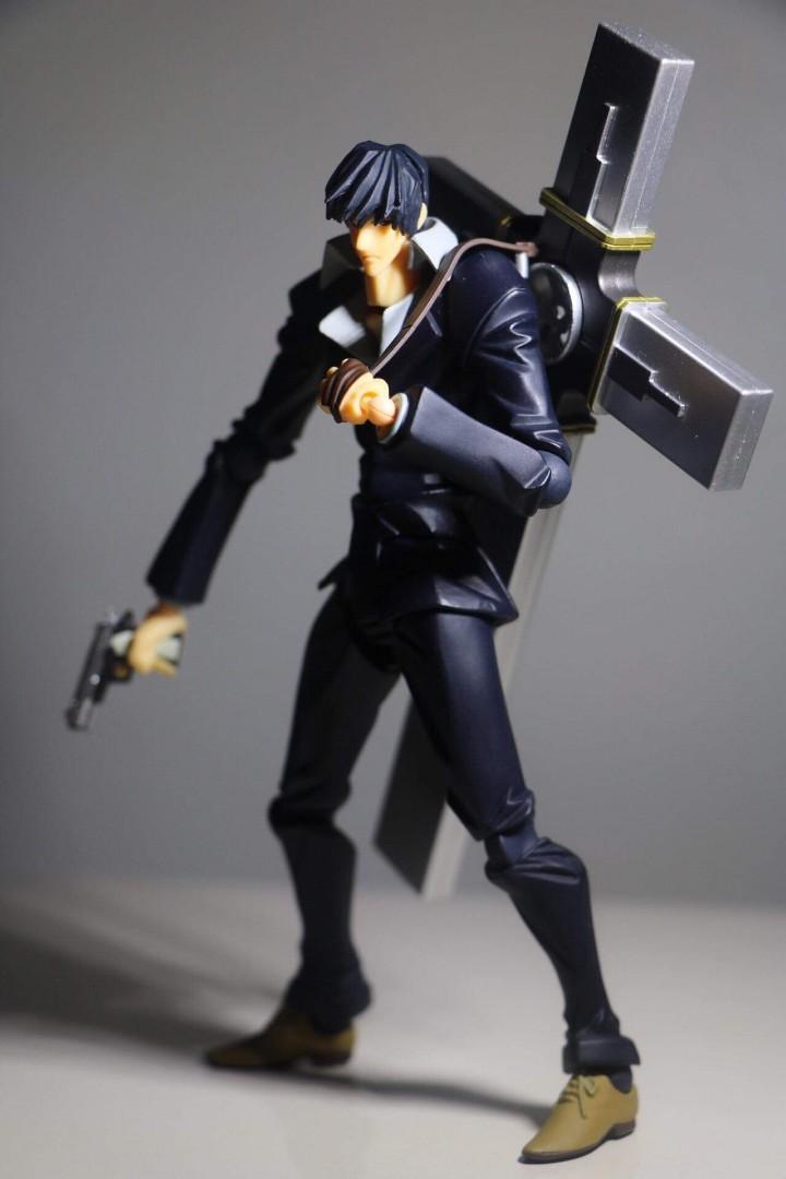 revoltech trigun