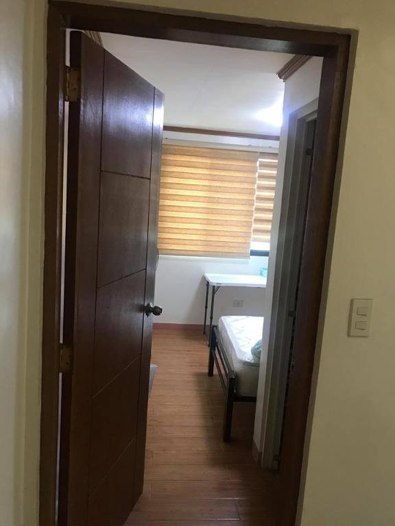 Room For Rent With Own Cr In Mandaluyong Near Ortigas Makati On Carousell