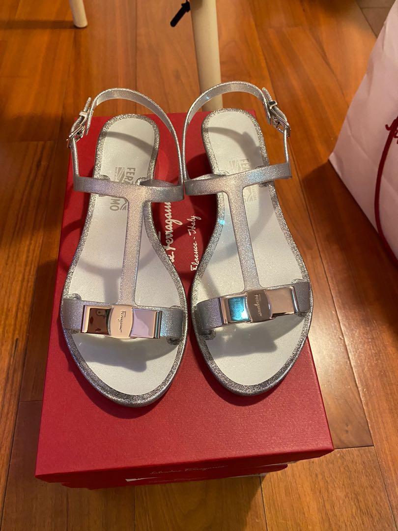 Ferragamo favilia jelly sandals on sale