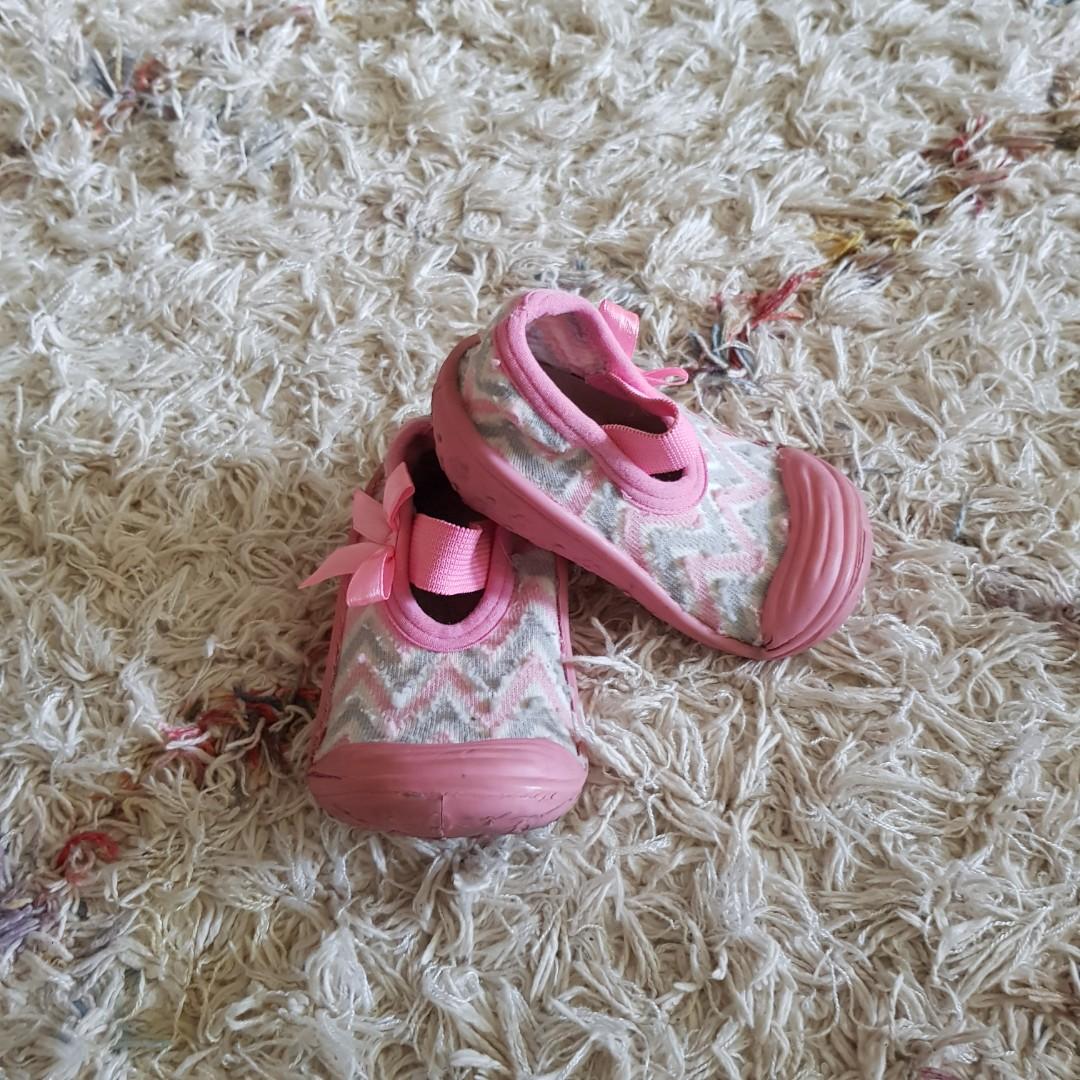 Skidders soft Baby Shoes size:18 