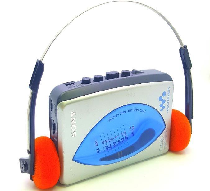 Walkman Sony WM-FX193 Radio Cassette Vintage 90's – Baladeur Argenté AM/FM