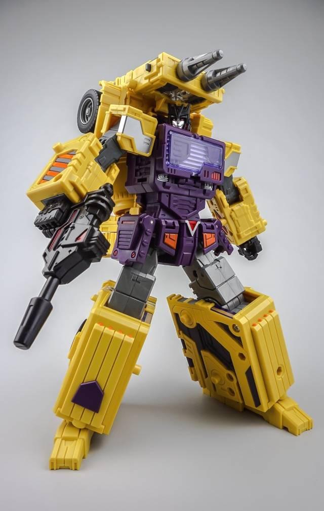 Toyworld top constructor yellow