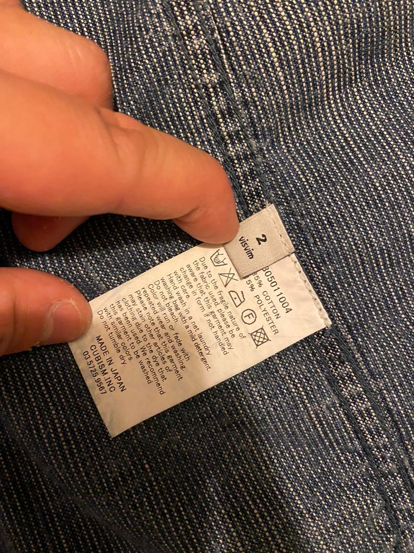 Visvim （分類：外套及戶外衣服）位於 Hong Kong。 由 laneychung 提交（商品編號 1006530170，圖片 3）。簡介： 著用10次，購自日本，樂天同款賣緊$2500 hkd, 可面交任check, 無任何配件， 不議價。