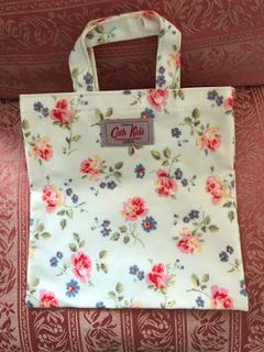 （分類：）位於 。 由 bagbagchannel 提交（商品編號 1006684388，圖片 1）。簡介： 。