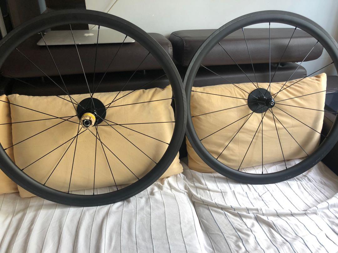 30mm hot sale carbon wheelset