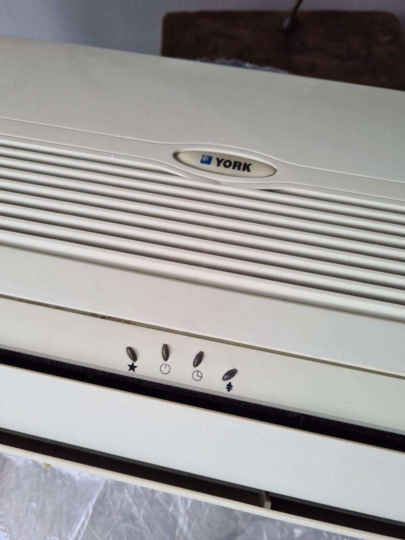 Aircond York 1.0hp, TV & Home Appliances, Air Purifiers & Dehumidifiers