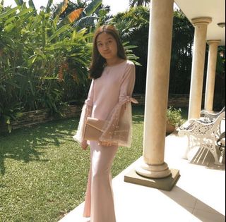 (Category: ) located in . Submitted by ariadnarizal (Listing ID 1006808801, Image 1). Description: .