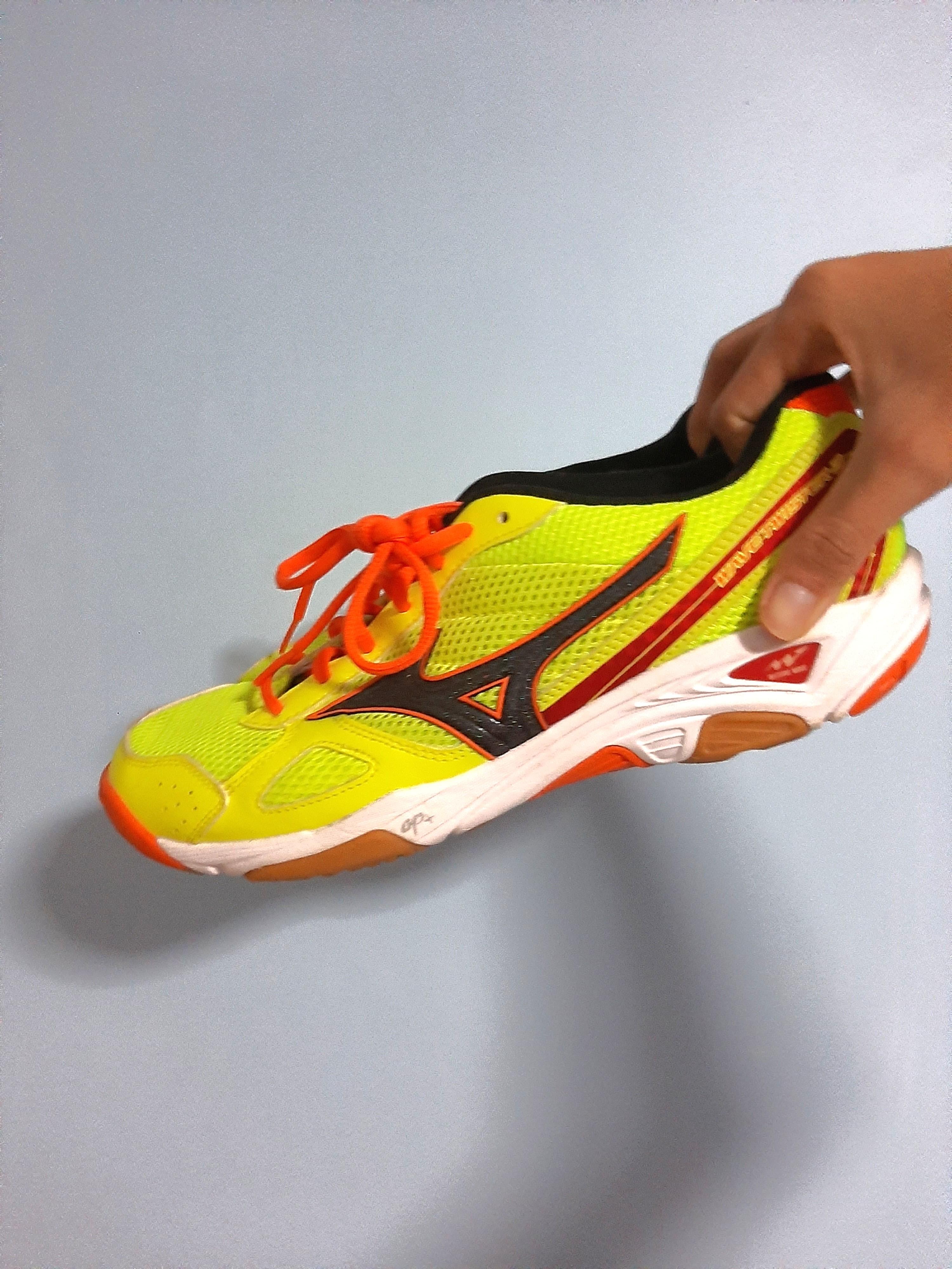 BN Mizuno Wave Twister 3 Indoor Court Shoes volleyball squash