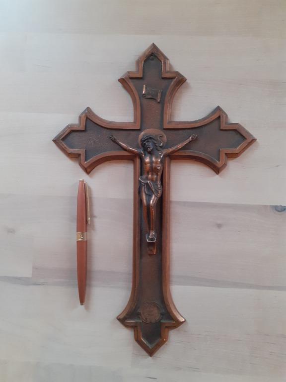 Copper Crucifix from Belgium (Category: Religious Items) located in Makati City. Submitted by donjuan_thegreat (Listing ID 1006755040, Image 3). Description: Item in very good vintage condition Made in Belgium as seen in markings Purchased item in Leuven, Belgium Crucifix is from Notre Dame de Montaigu located in the Flemish side of Belgium in the City of Monataigu-Zichem, which is also a famous Marian pilgrimage site in Belgium. Dimensions: L 37