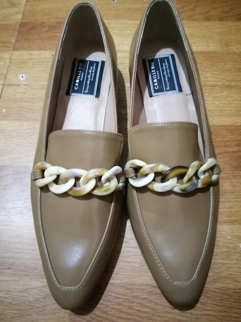 For Sale Camille Bis Randa Women S Fashion Footwear Flats Sandals On Carousell