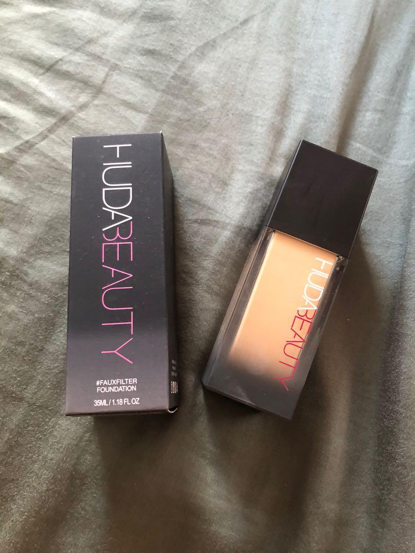 Huda Beauty Foundation Creme Brulee 150 Health Beauty Makeup On Carousell
